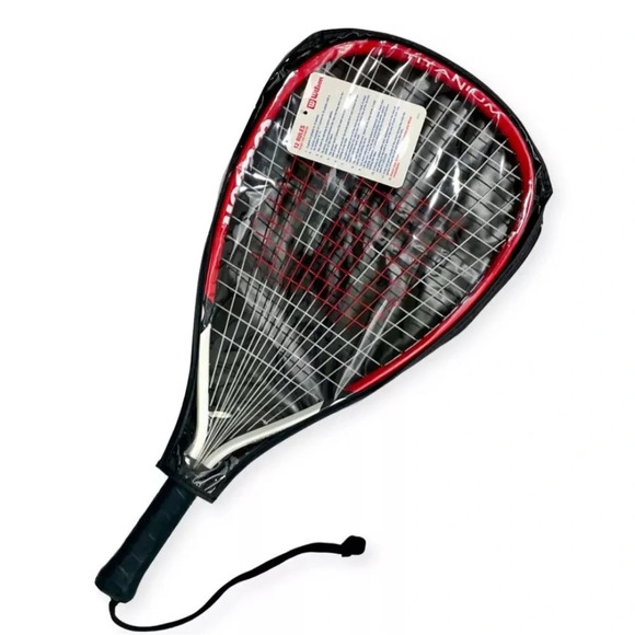 Wilson Titanium Ripper Tennis Racket with Case 3 7/8”Grip - Picture 3 of 7